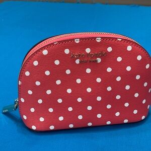 NWT Kate Spade Small Dome Cosmetic Case